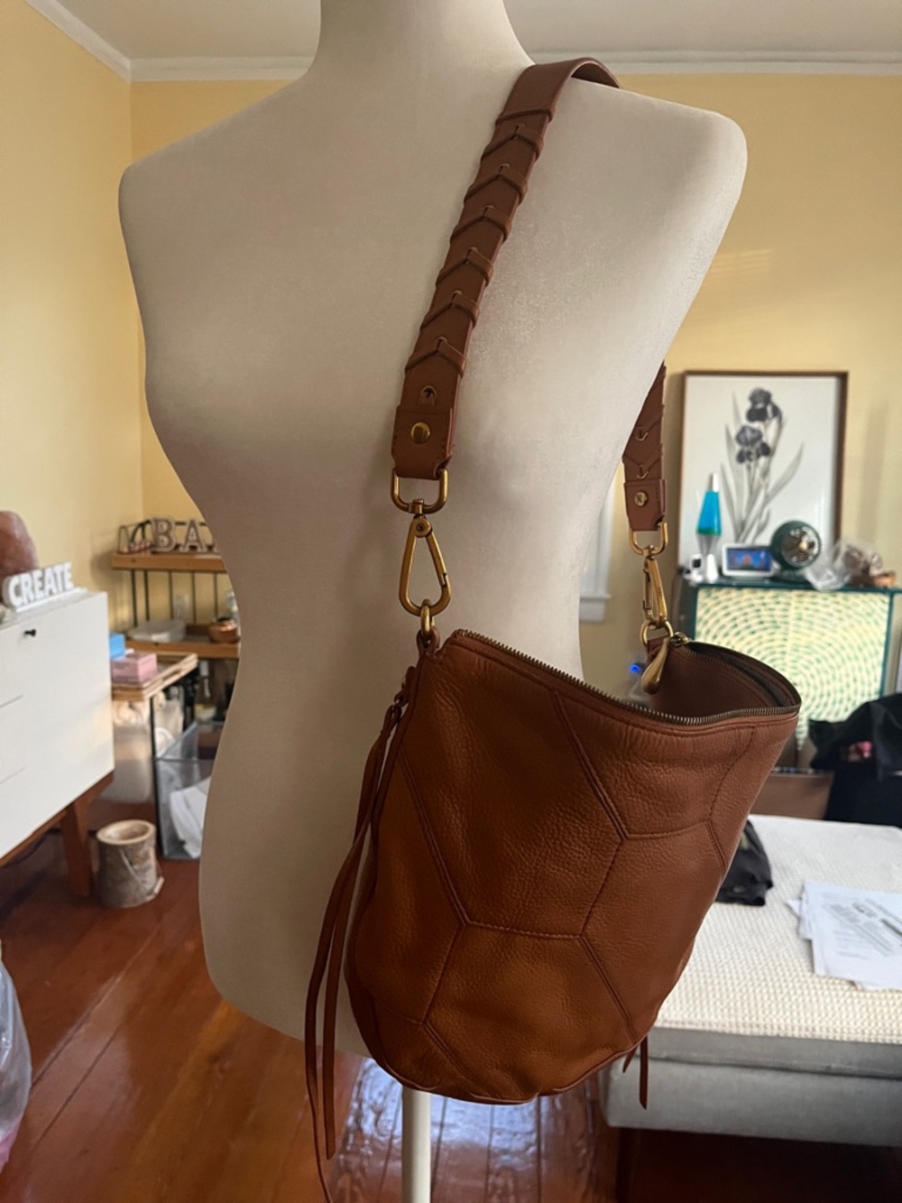 Women’s Brown Leather Shoulder Bag